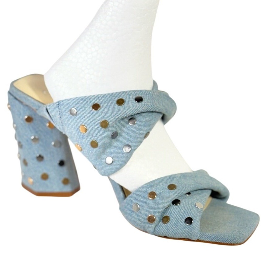 Jessica Simpson Wayia size 9 Light Blue Studded Block Heel Sandal - square toe